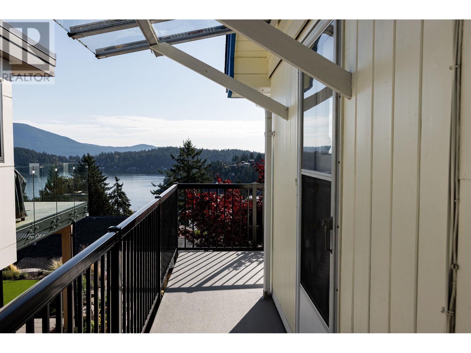 524 Abbs Road, Gibsons, British Columbia  V0N 1V0 - Photo 34 - R2825421