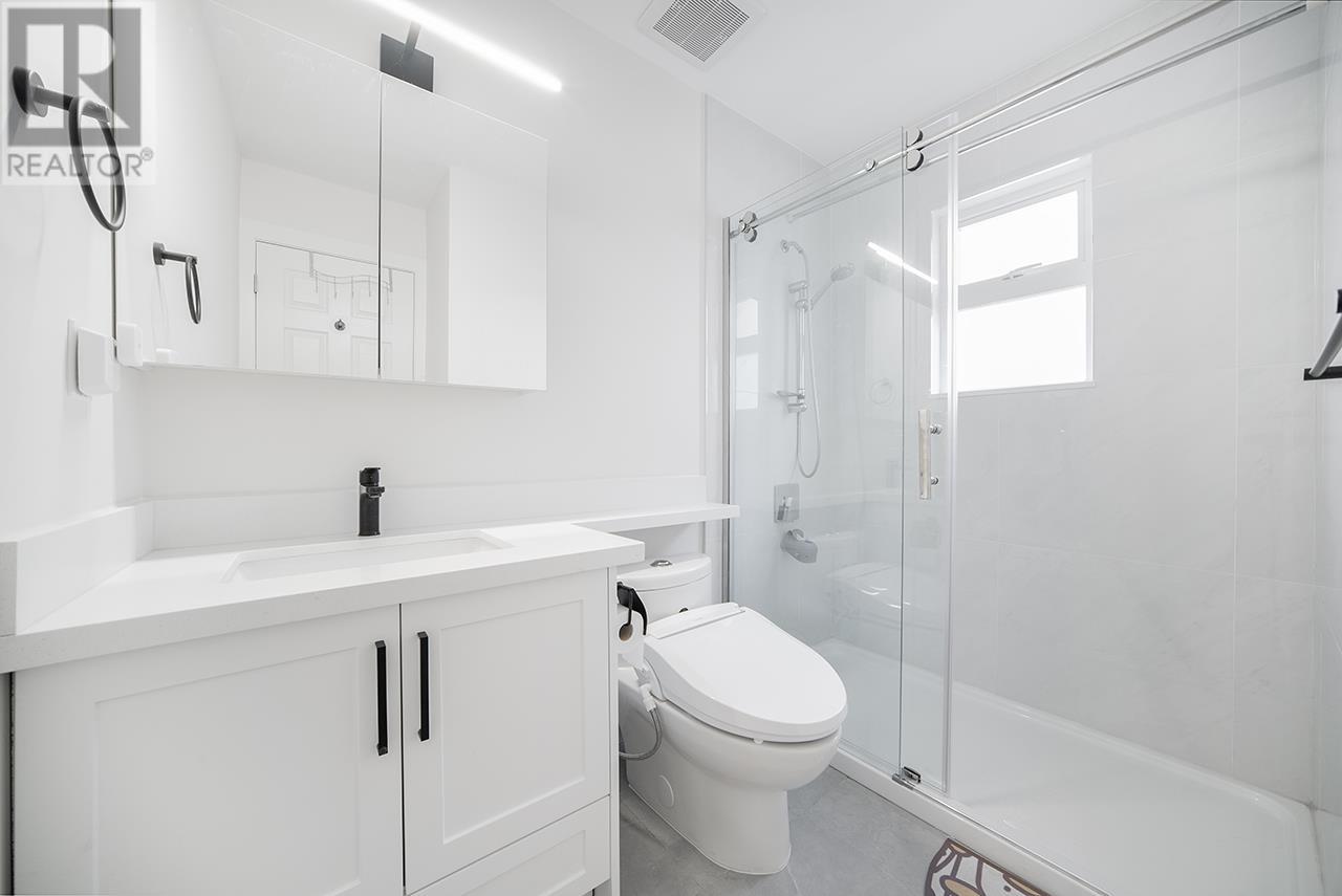4995 Killarney Street, Vancouver, British Columbia  V5R 3V8 - Photo 6 - R2828675