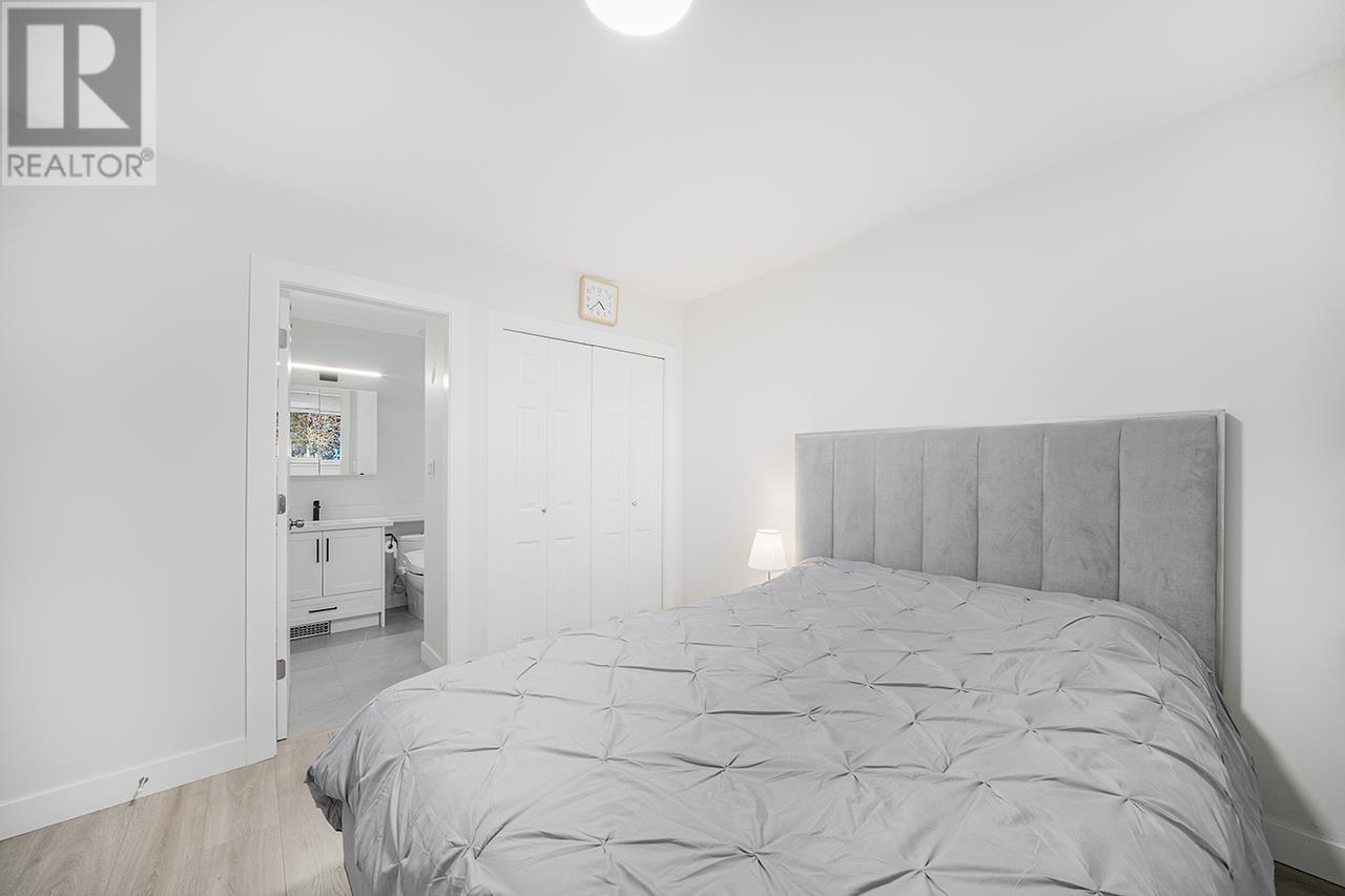 4995 Killarney Street, Vancouver, British Columbia  V5R 3V8 - Photo 5 - R2828675