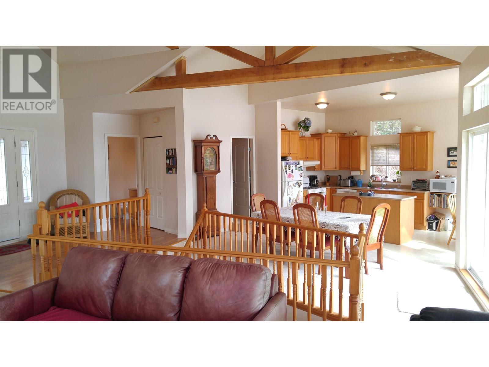 6116 Poise Island Drive, Sechelt, British Columbia  V7Z 0L5 - Photo 8 - R2765402