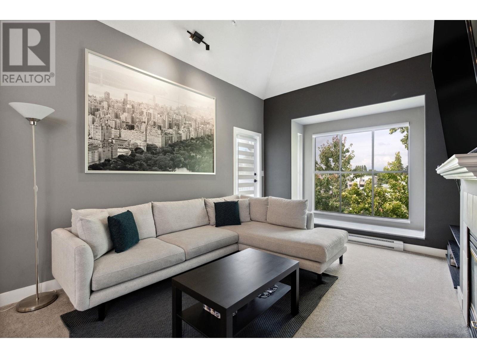 424 8880 JONES ROAD, richmond, British Columbia