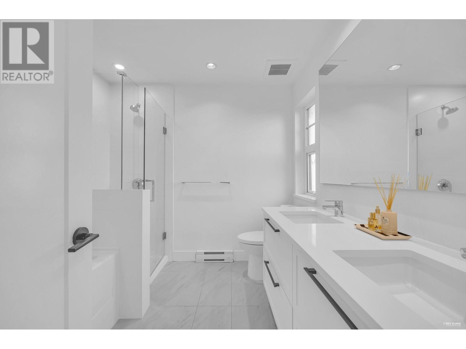 49 3552 Victoria Drive, Coquitlam, British Columbia  V3C 3V4 - Photo 29 - R2828729