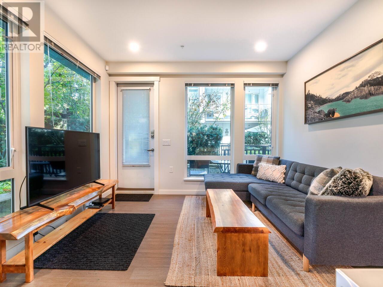 113 277 W 1ST STREET, north vancouver, British Columbia