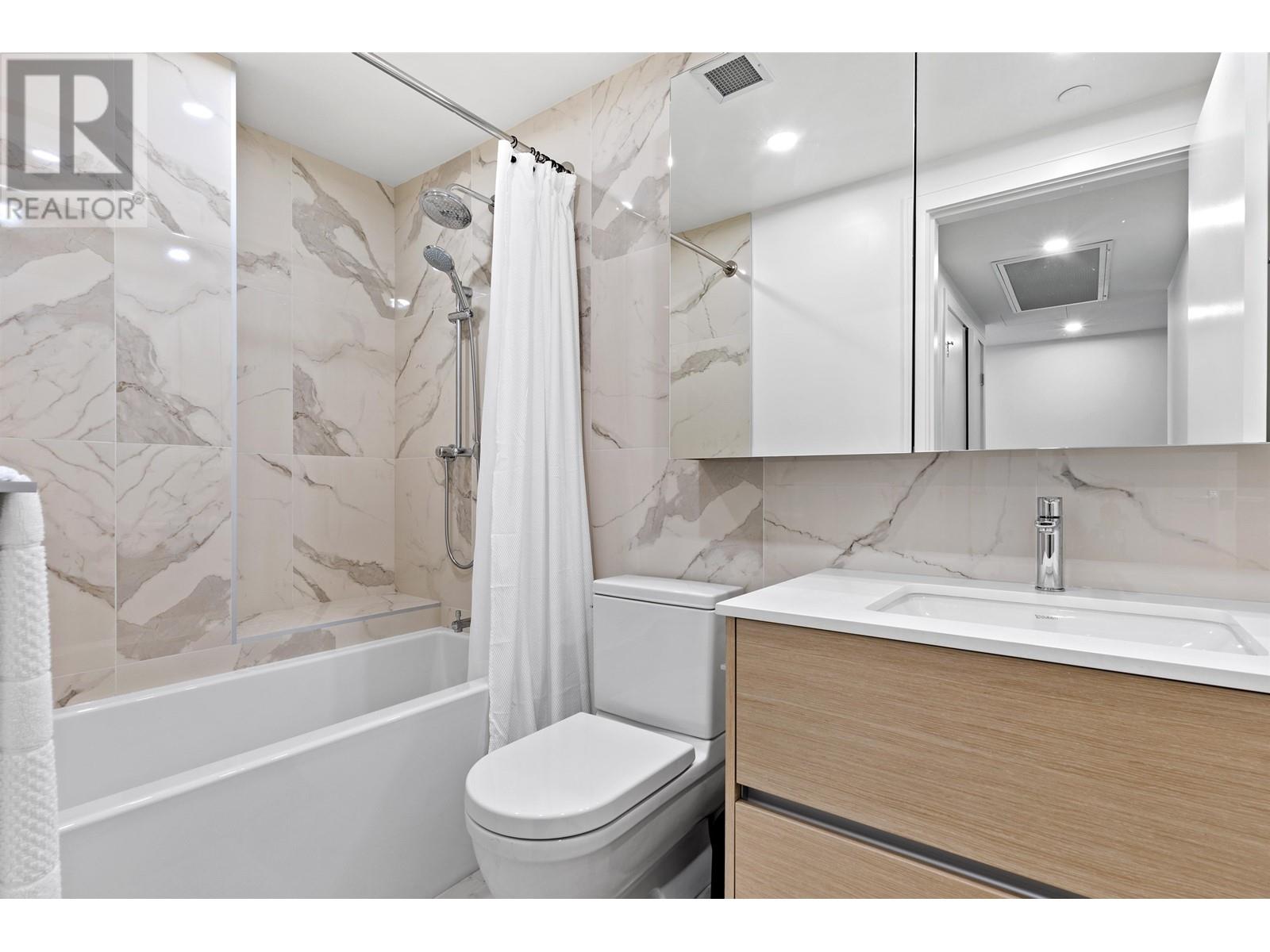 1908 200 Klahanie Court, West Vancouver, British Columbia  V7P 0E4 - Photo 24 - R2828876