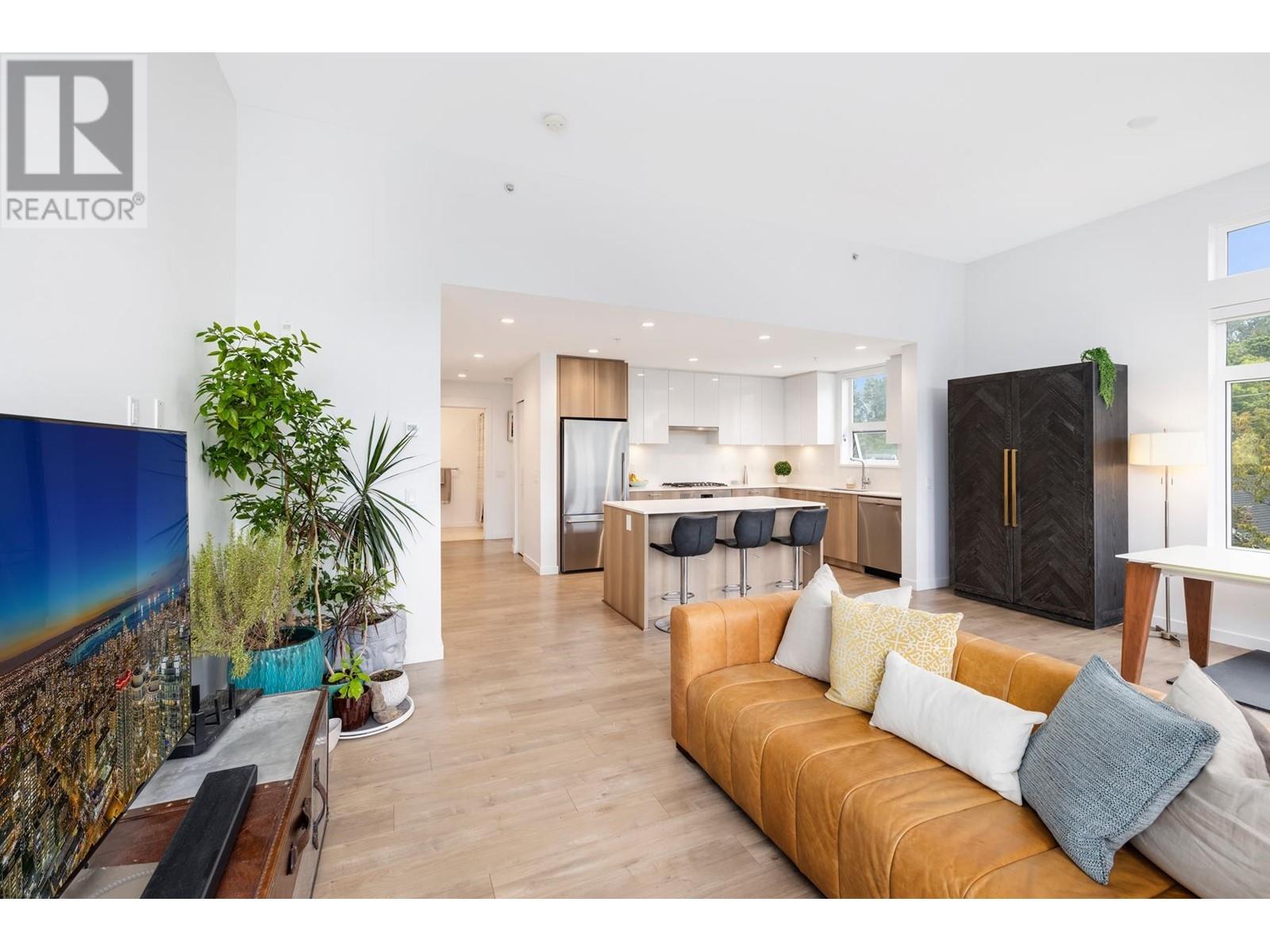 311 715 W 15th Street, Vancouver, British Columbia  V7M 1T2 - Photo 7 - R2824221