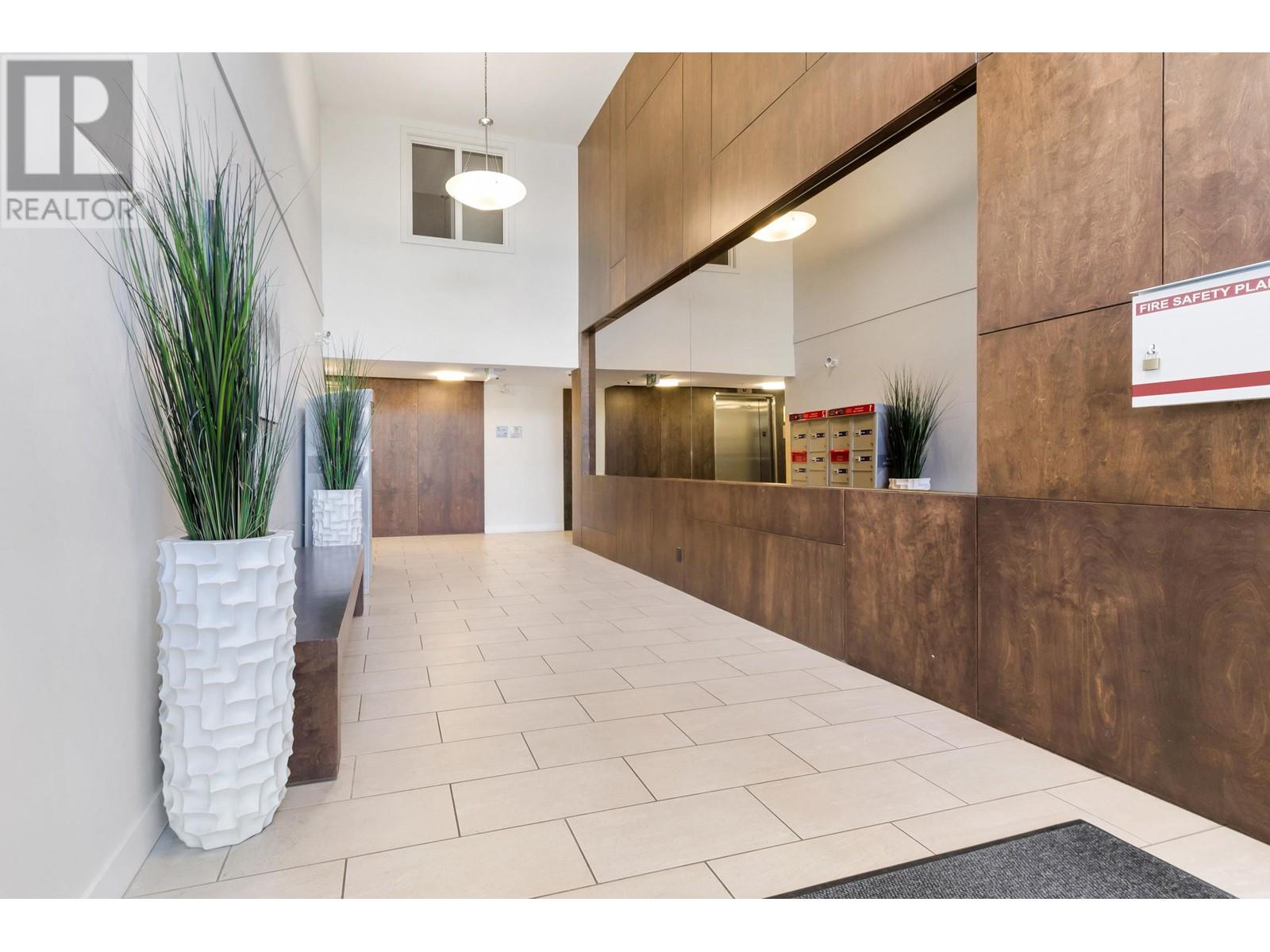 116 7058 14th Avenue, Burnaby, British Columbia  V3N 0E6 - Photo 3 - R2824163