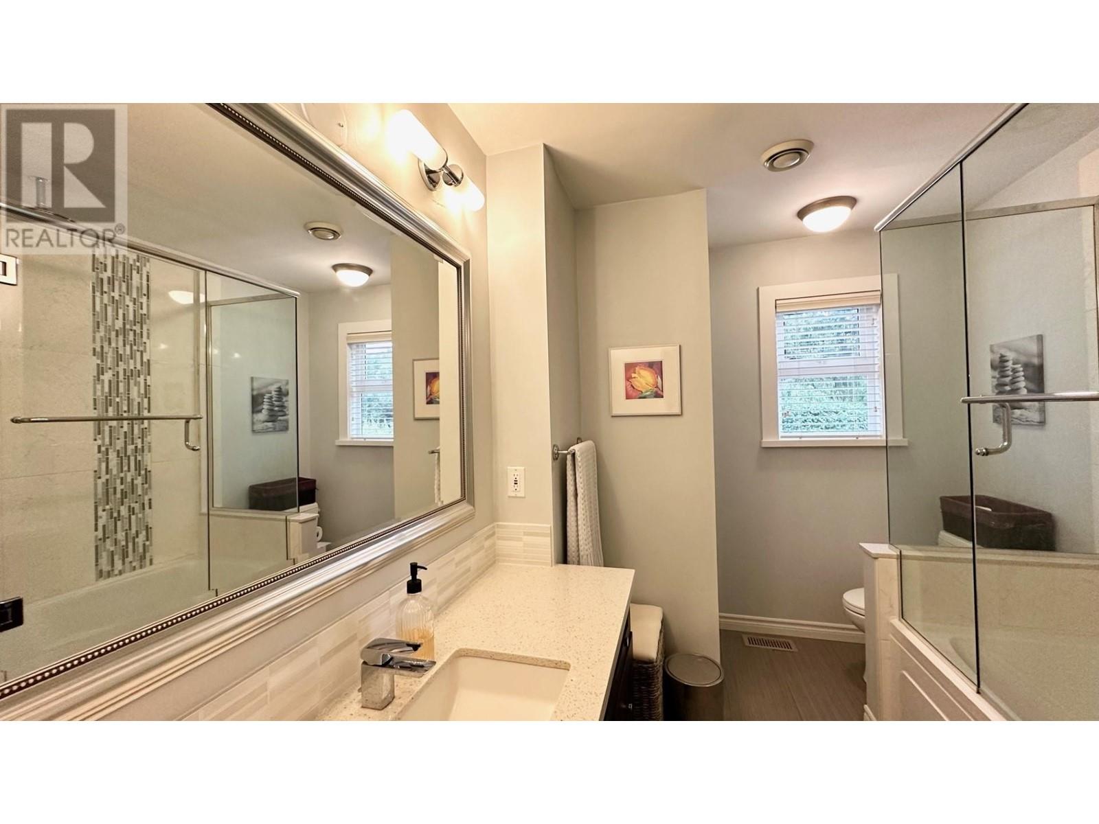 2160 Jordan Drive, Burnaby, British Columbia  V5B 4E8 - Photo 14 - R2828604