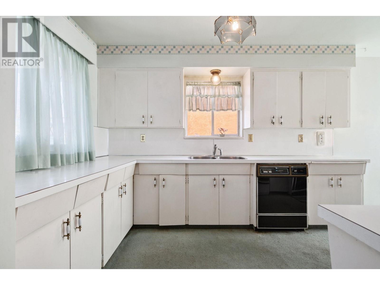 7846 Vivian Drive, Vancouver, British Columbia  V5S 2V9 - Photo 17 - R2828677