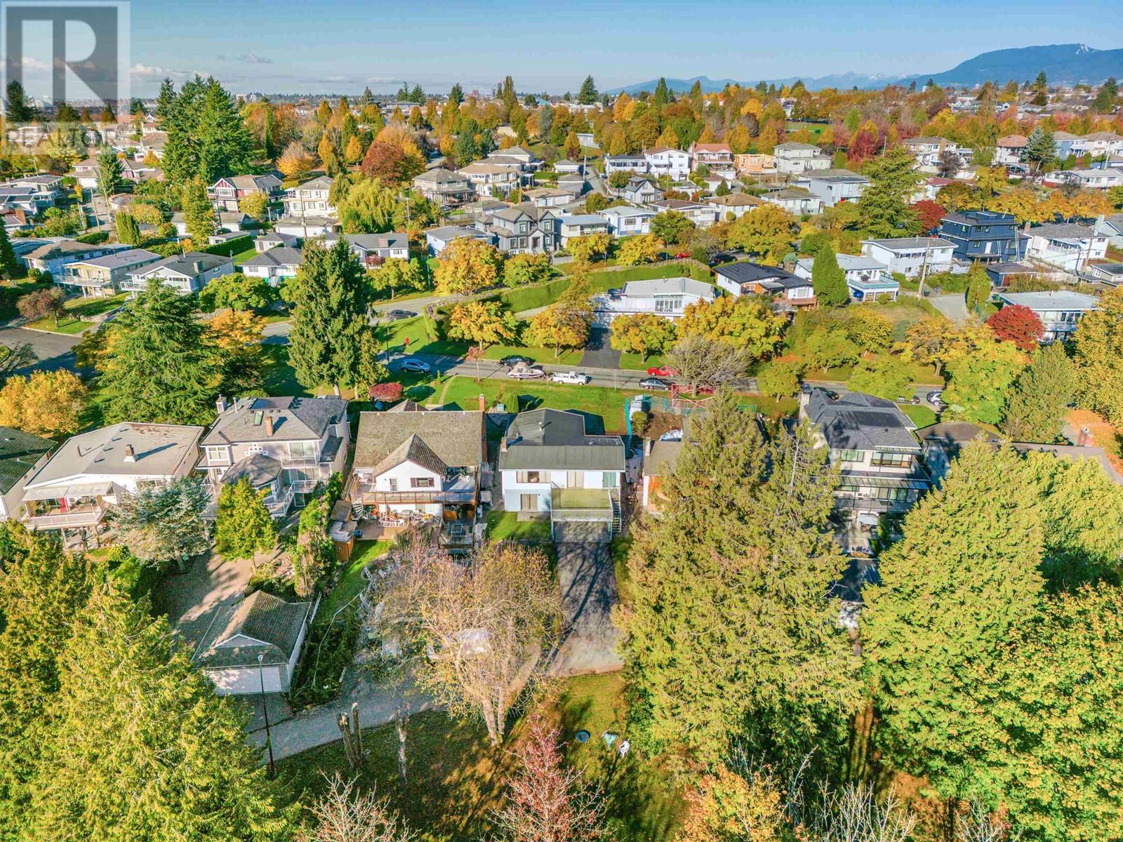 7846 Vivian Drive, Vancouver, British Columbia  V5S 2V9 - Photo 5 - R2828677