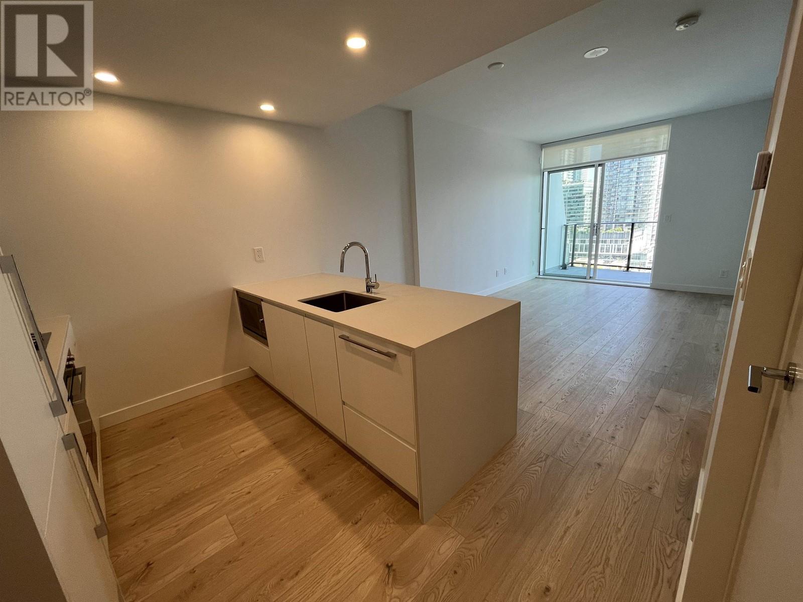 15FL 1N1 2181 MADISON ROAD, burnaby, British Columbia