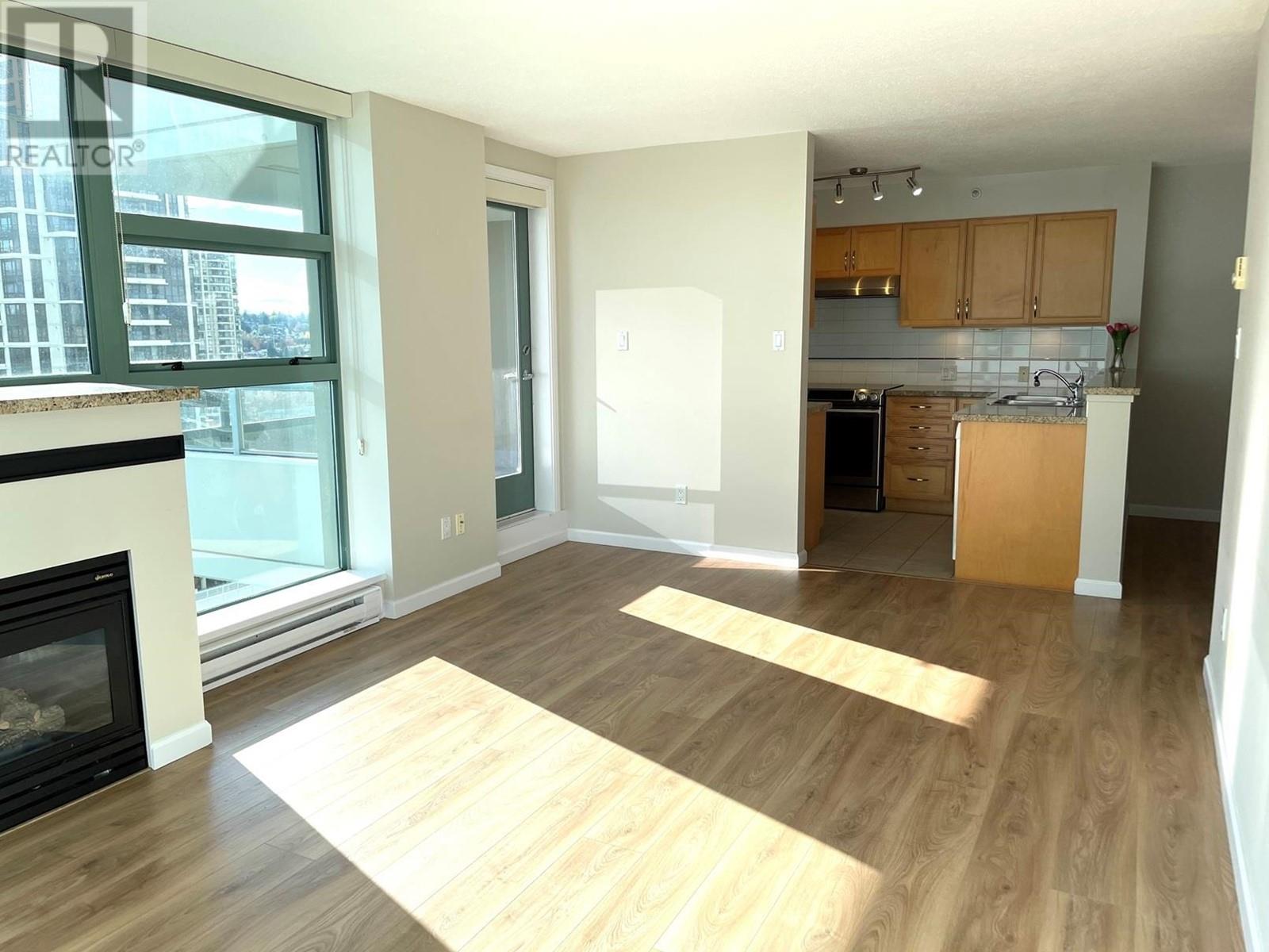 1001 4398 Buchanan Street, Burnaby, British Columbia  V5C 6R7 - Photo 2 - R2828847