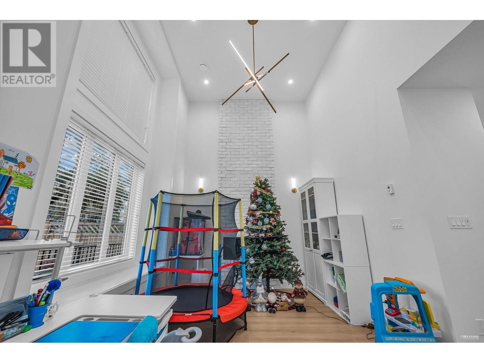 8431 No. 1 Road, Richmond, British Columbia  V7C 1V1 - Photo 11 - R2828111