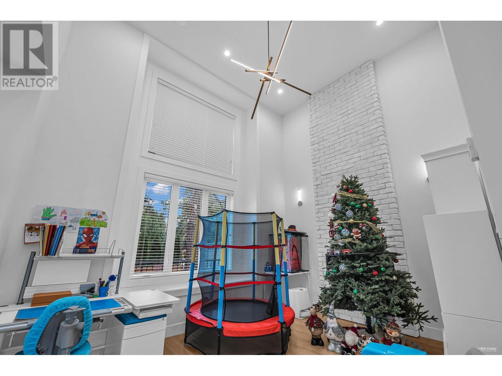 8431 No. 1 Road, Richmond, British Columbia  V7C 1V1 - Photo 9 - R2828111
