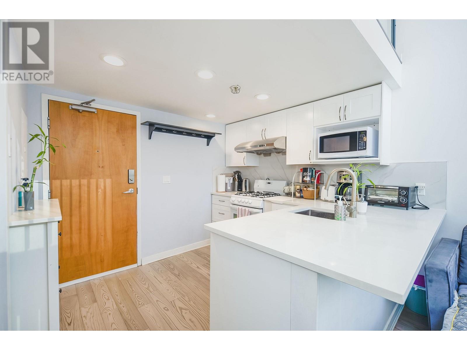 604 933 Seymour Street, Vancouver, British Columbia  V6B 6L6 - Photo 7 - R2828821