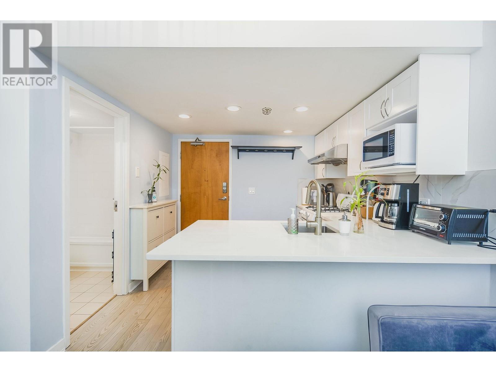 604 933 Seymour Street, Vancouver, British Columbia  V6B 6L6 - Photo 6 - R2828821
