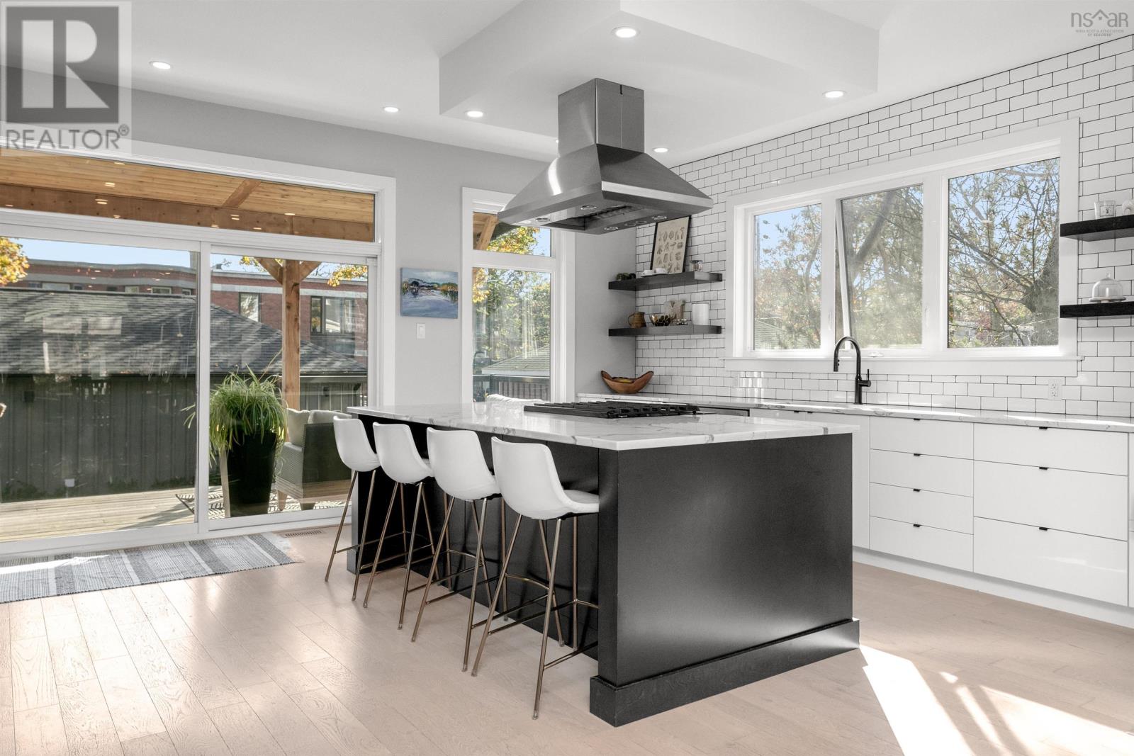 6060 Cherry Street, Halifax, Nova Scotia B3H 2K3 (26229914) Red and