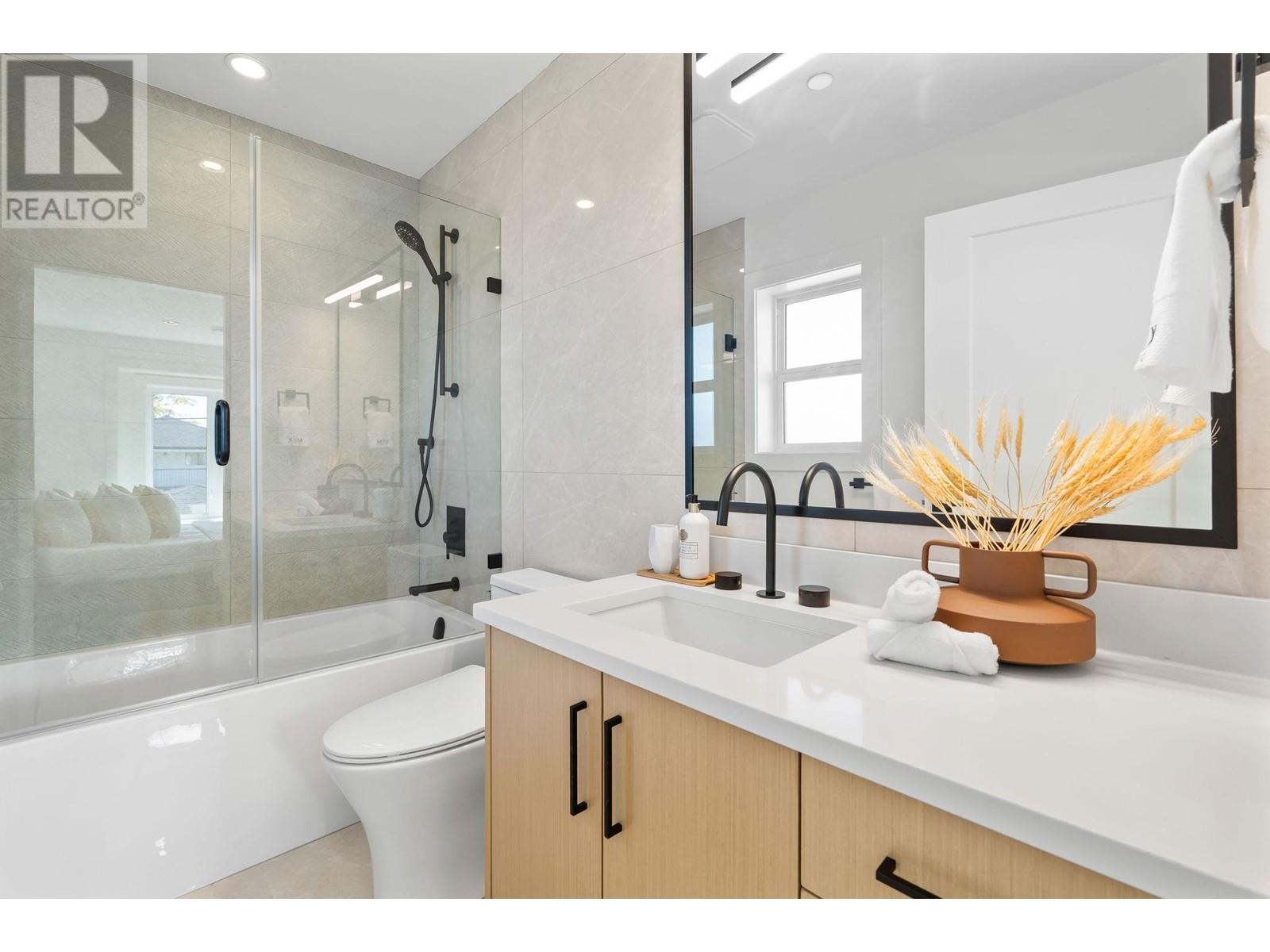 2730 Kitchener Street, Vancouver, British Columbia  V5K 3E1 - Photo 13 - R2818864