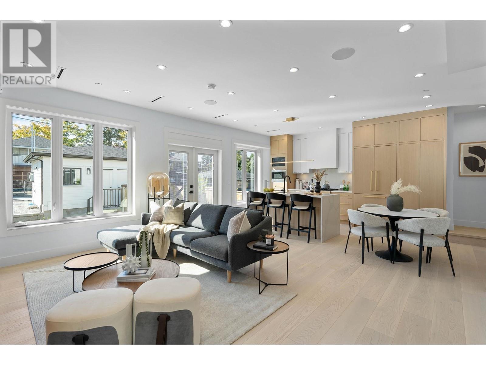 2730 KITCHENER STREET, vancouver, British Columbia