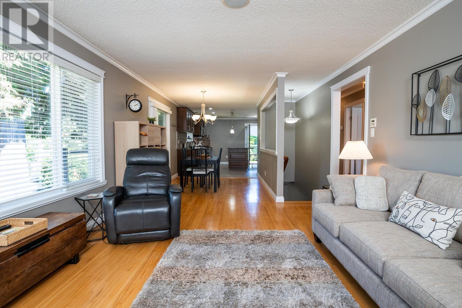 5324 6 Avenue, Delta, British Columbia  V4M 1L5 - Photo 8 - R2807498