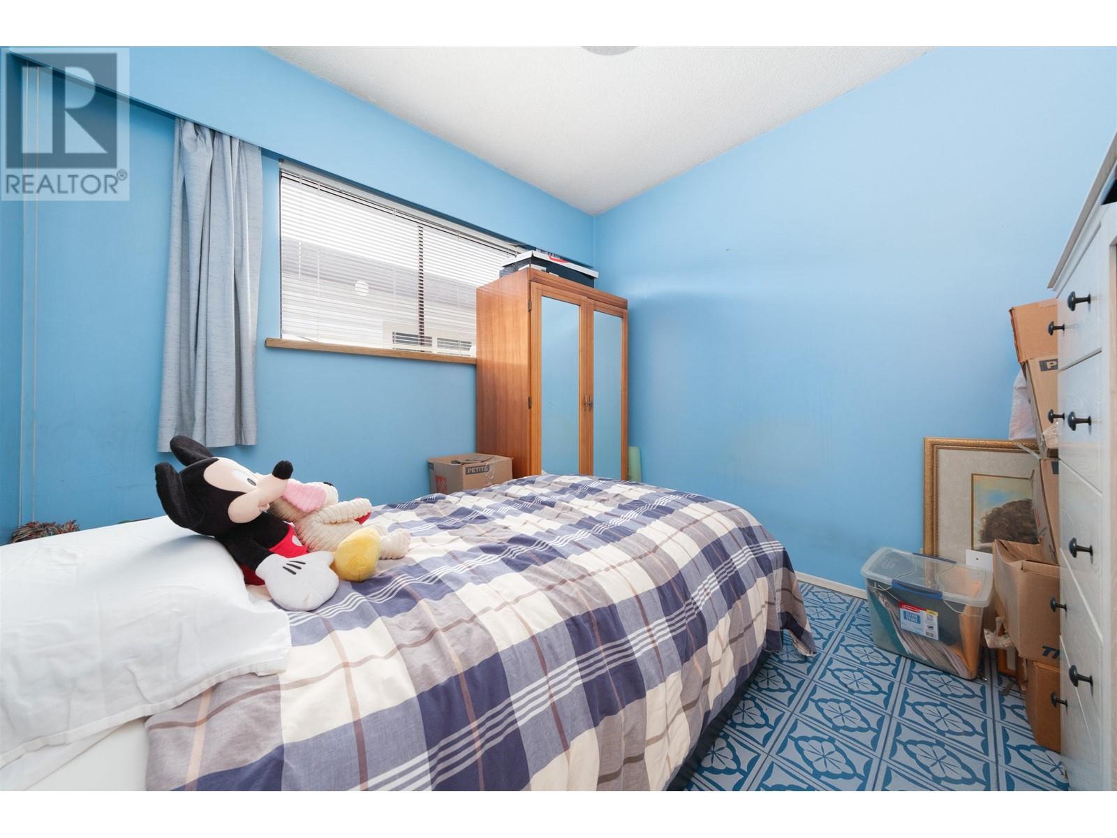 4145 Venables Street, Burnaby, British Columbia  V5C 2Z7 - Photo 9 - R2828527