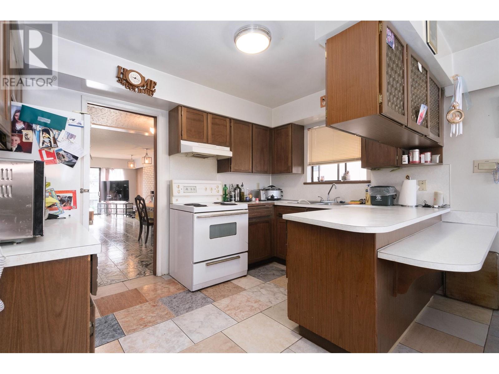 4145 Venables Street, Burnaby, British Columbia  V5C 2Z7 - Photo 15 - R2828527