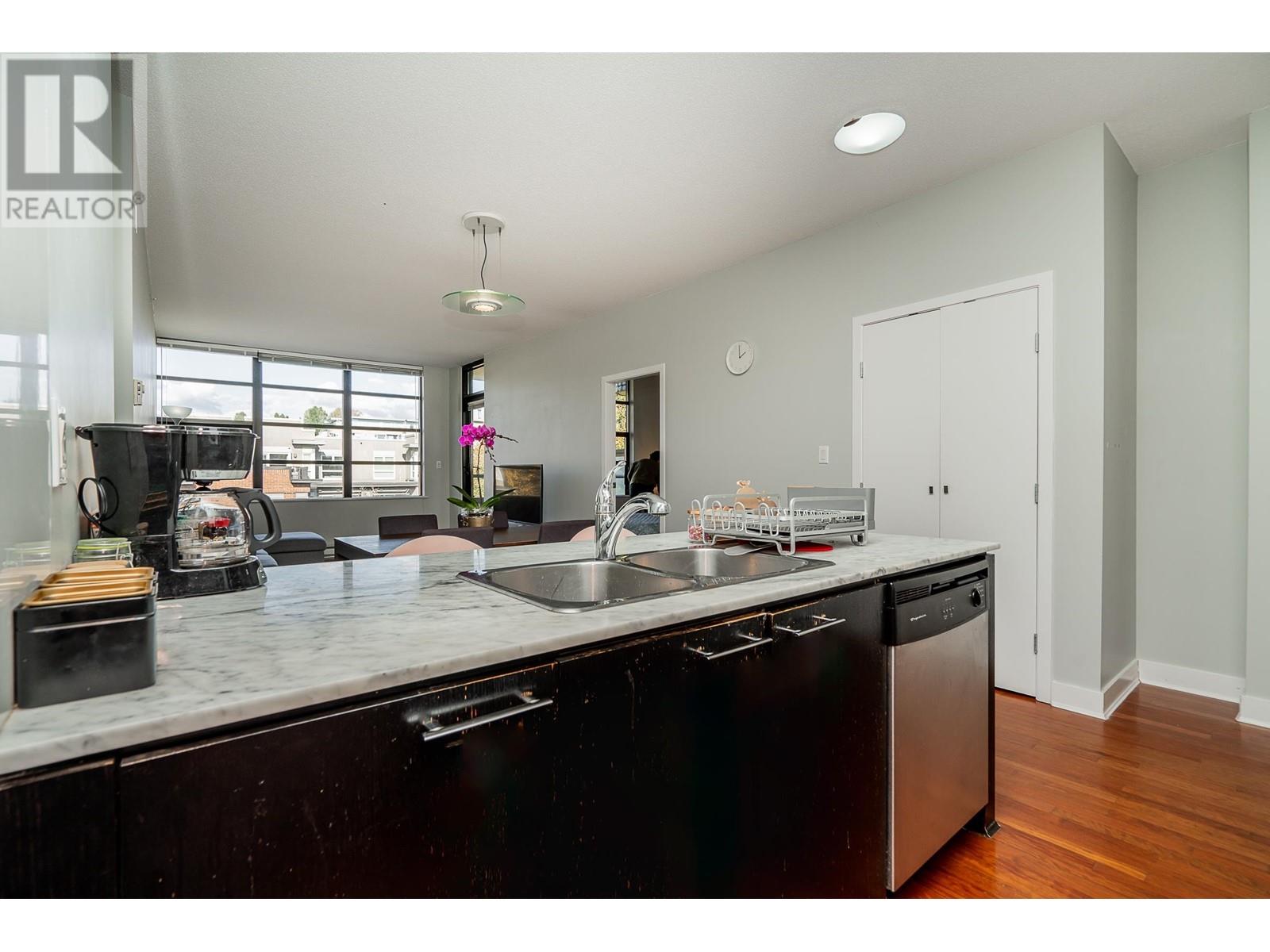 404 2828 Yew Street, Vancouver, British Columbia  V6K 4W5 - Photo 7 - R2828839