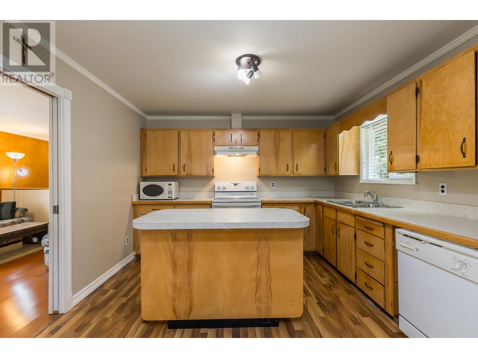 12136 250th Street, Maple Ridge, British Columbia  V4R 1H4 - Photo 4 - R2817649