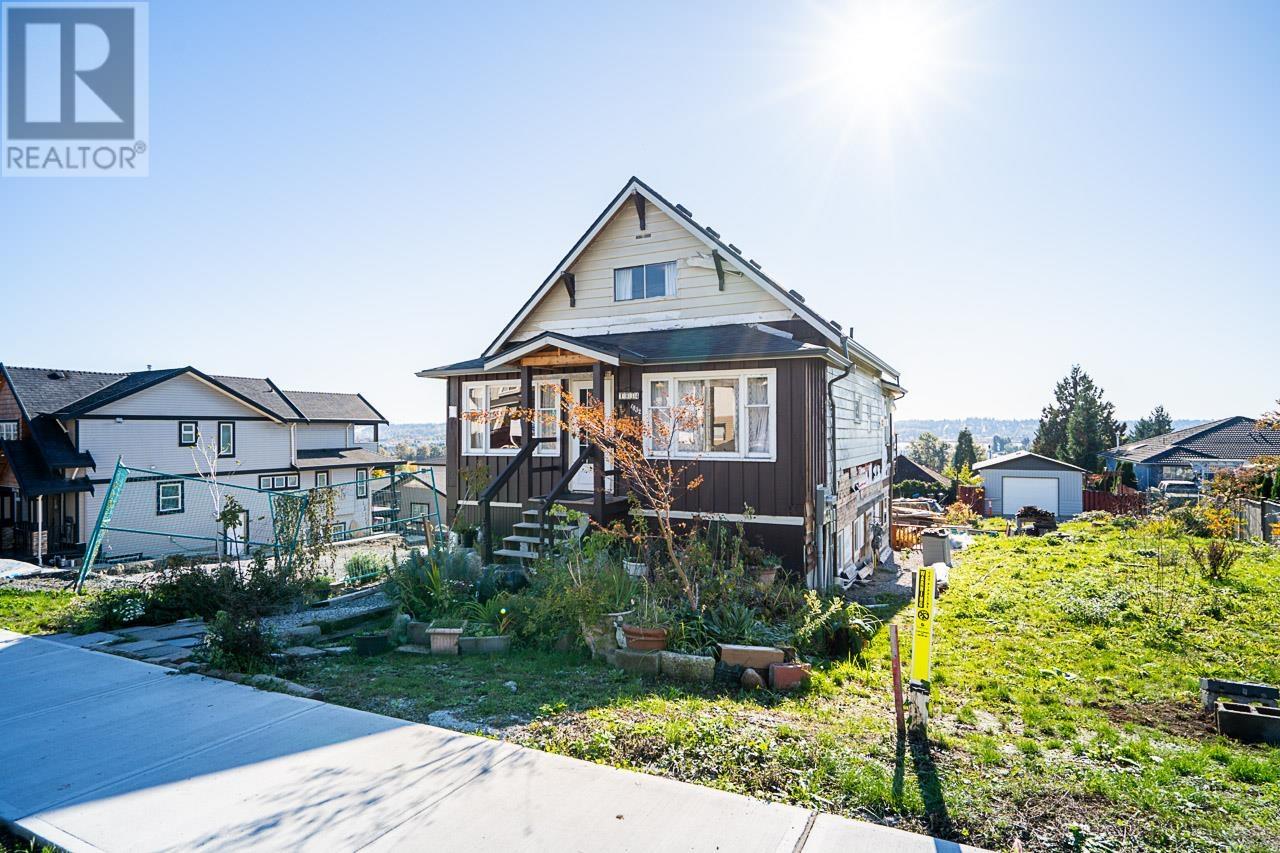 1034 Delestre Avenue, Coquitlam, British Columbia  V3K 2H2 - Photo 8 - R2828792