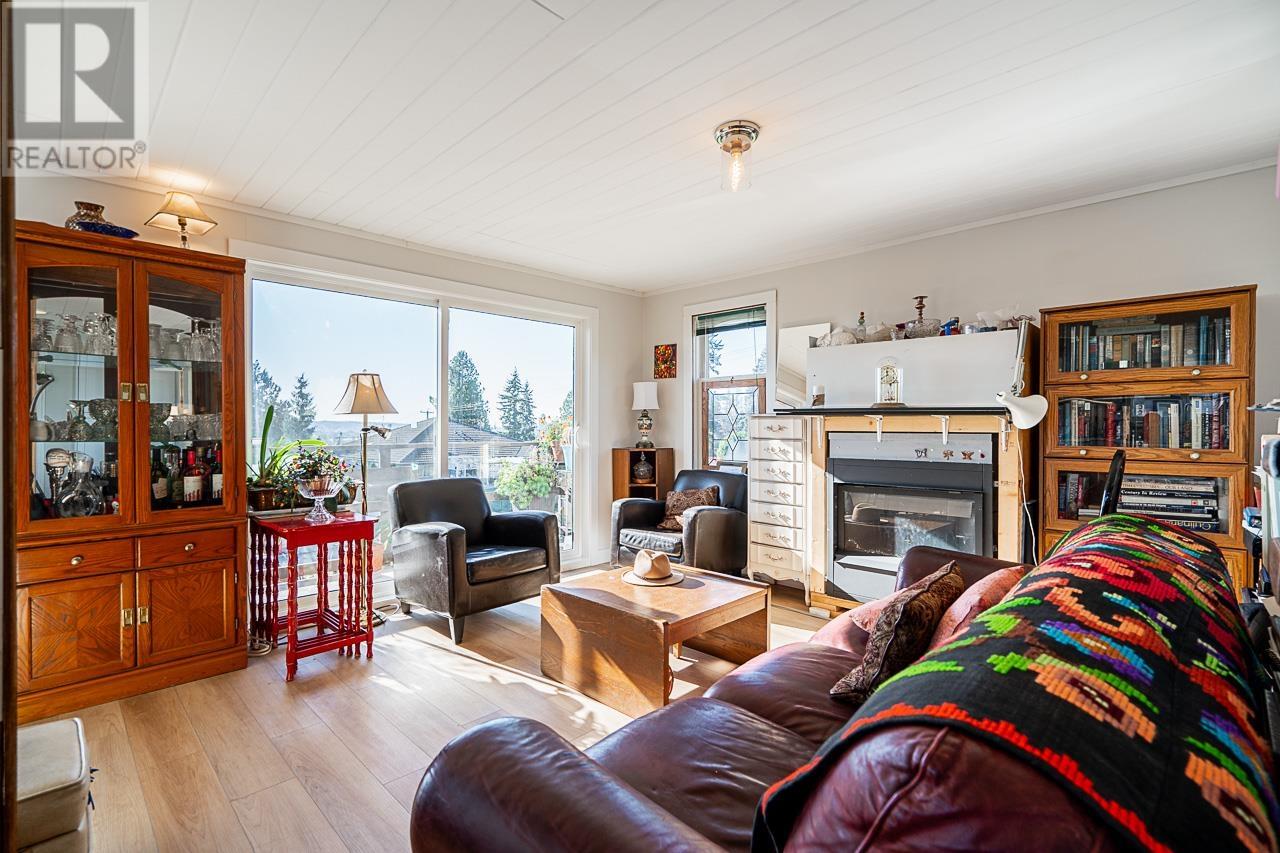 1034 Delestre Avenue, Coquitlam, British Columbia  V3K 2H2 - Photo 17 - R2828792