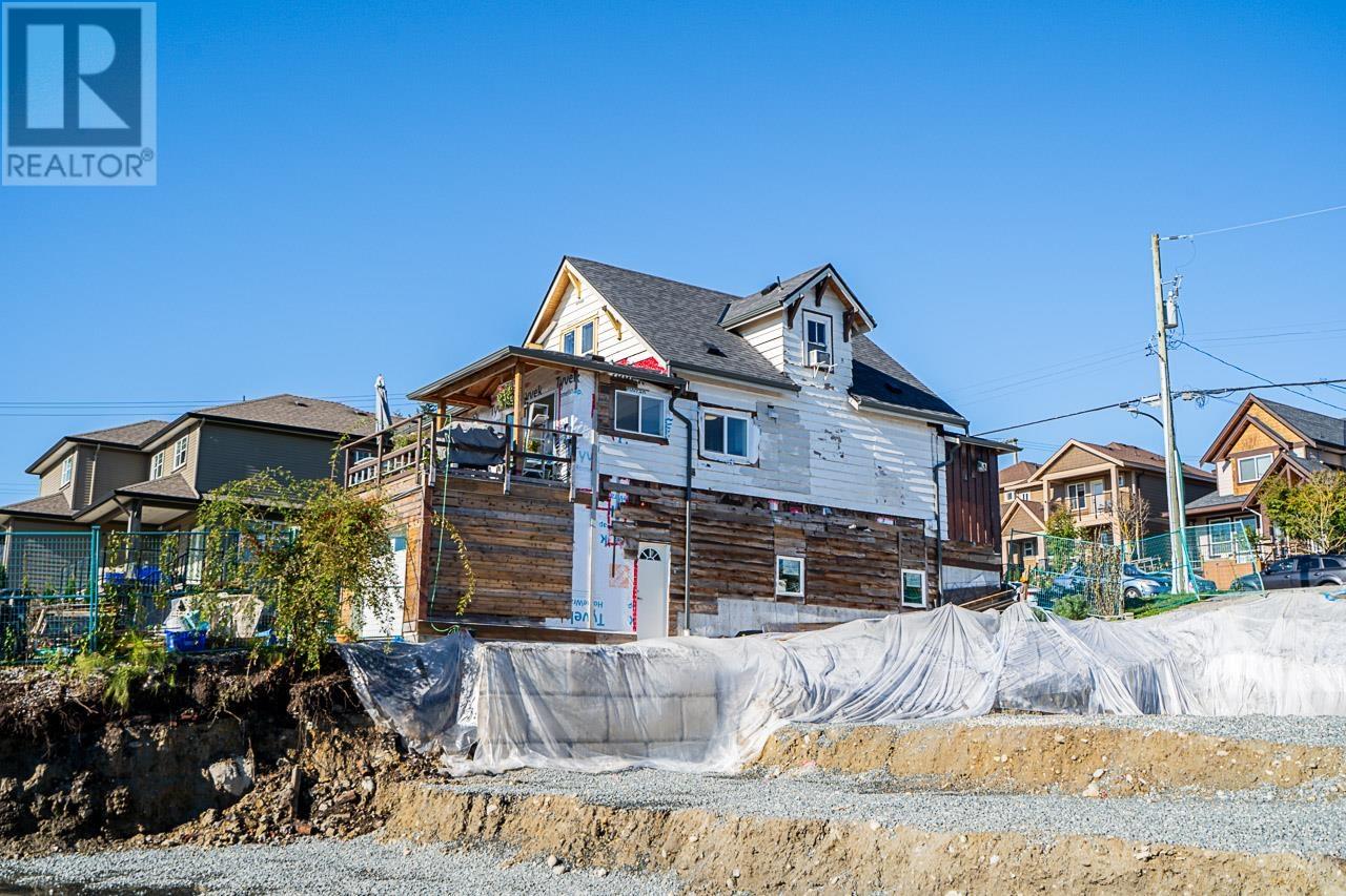 1034 Delestre Avenue, Coquitlam, British Columbia  V3K 2H2 - Photo 39 - R2828792