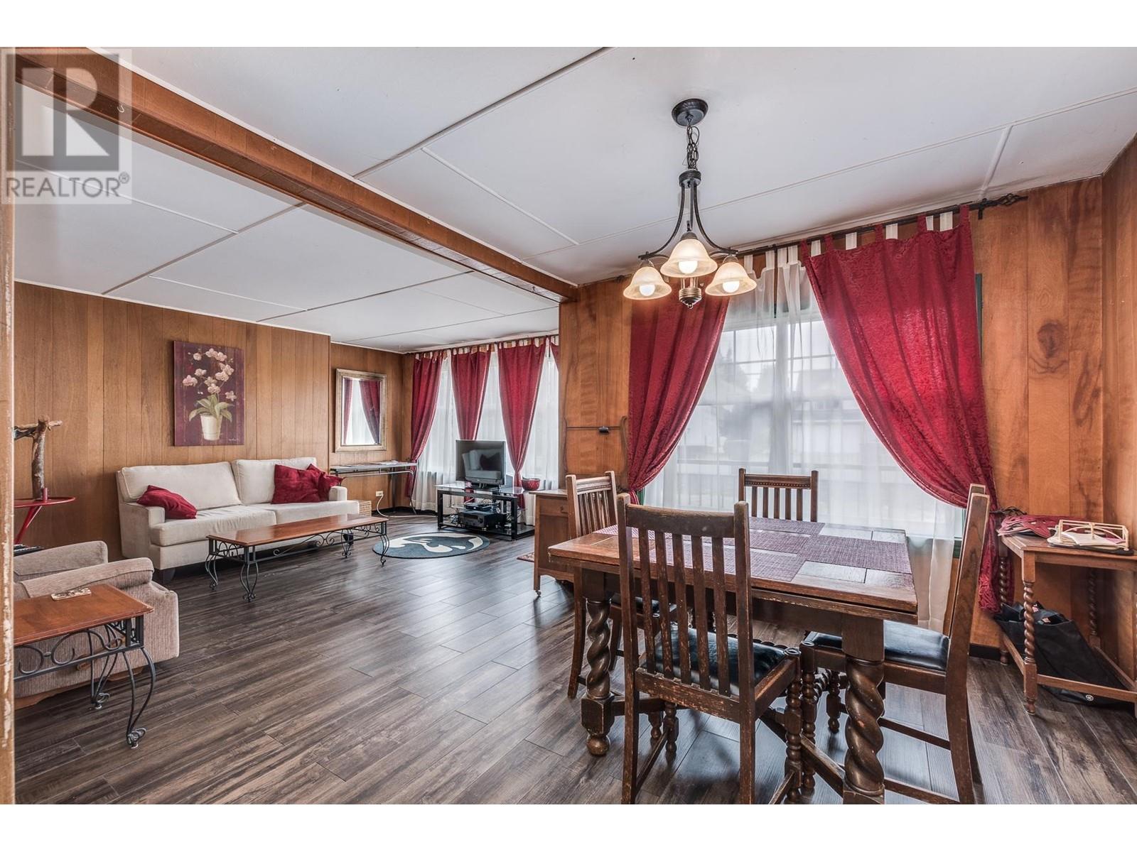 20515 Powell Avenue, Maple Ridge, British Columbia  V2X 4N3 - Photo 4 - R2828791
