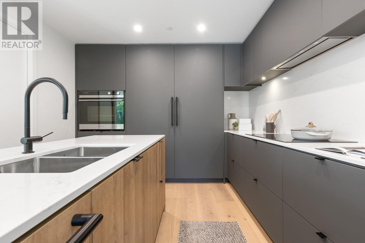 3335 W 16th Avenue, Vancouver, British Columbia  V6R 3B7 - Photo 8 - R2826071
