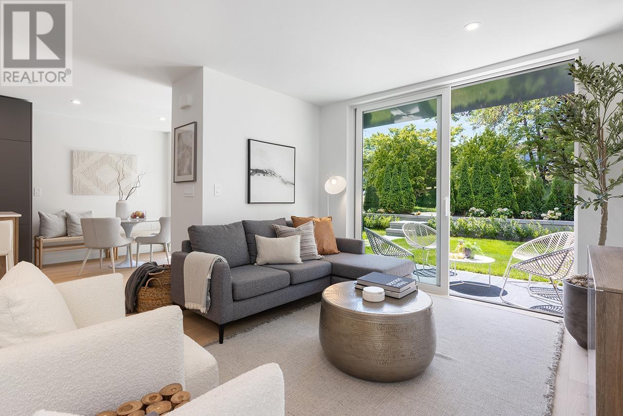 3335 W 16th Avenue, Vancouver, British Columbia  V6R 3B7 - Photo 2 - R2826071