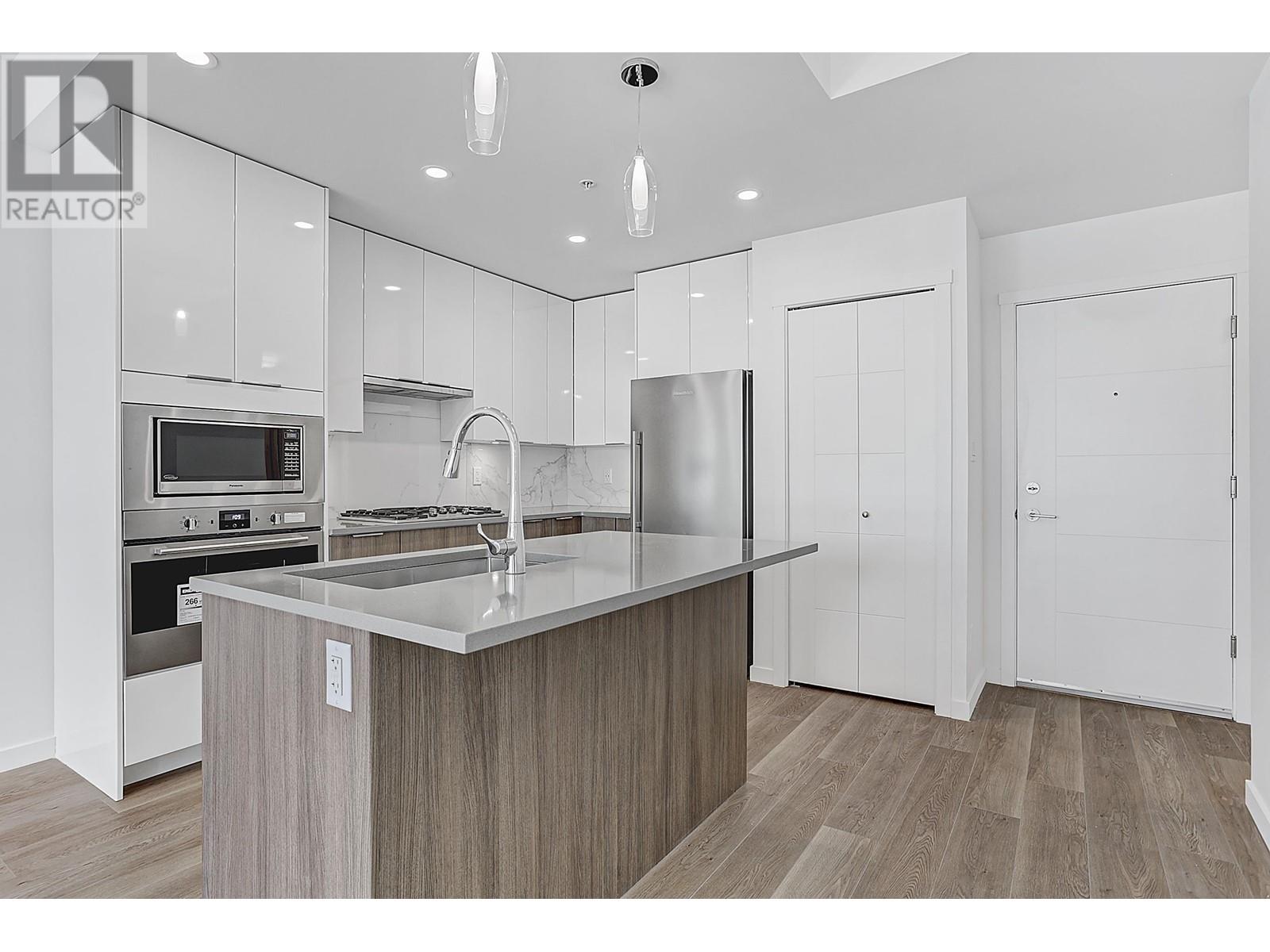 407 11639 227 Street, Maple Ridge, British Columbia  V2X 9B2 - Photo 2 - R2815167