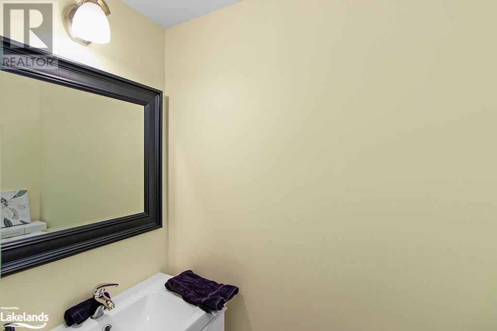 1030 Falgarwood Drive Unit# 74, Oakville, Ontario  L6H 2P5 - Photo 12 - 40507152
