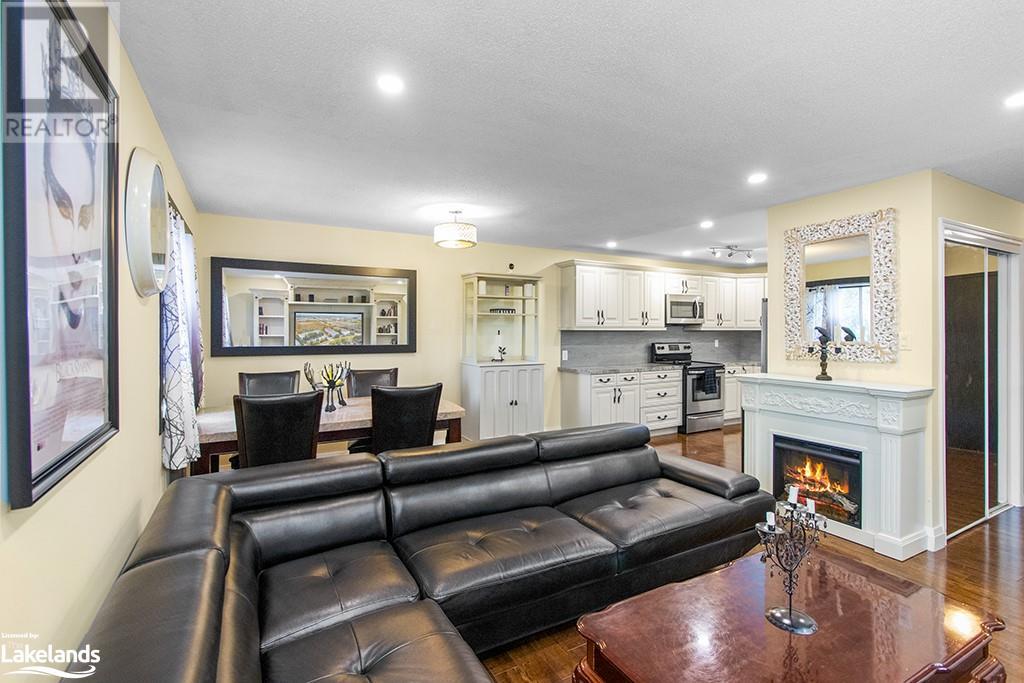 1030 Falgarwood Drive Unit# 74, Oakville, Ontario  L6H 2P5 - Photo 6 - 40507152