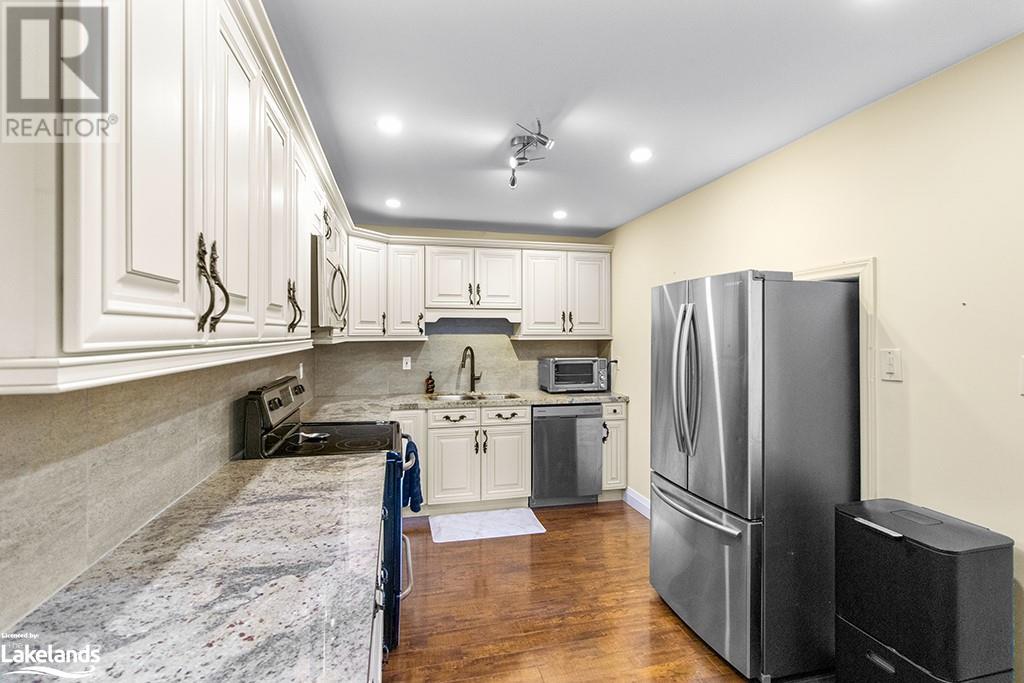 1030 Falgarwood Drive Unit# 74, Oakville, Ontario  L6H 2P5 - Photo 9 - 40507152