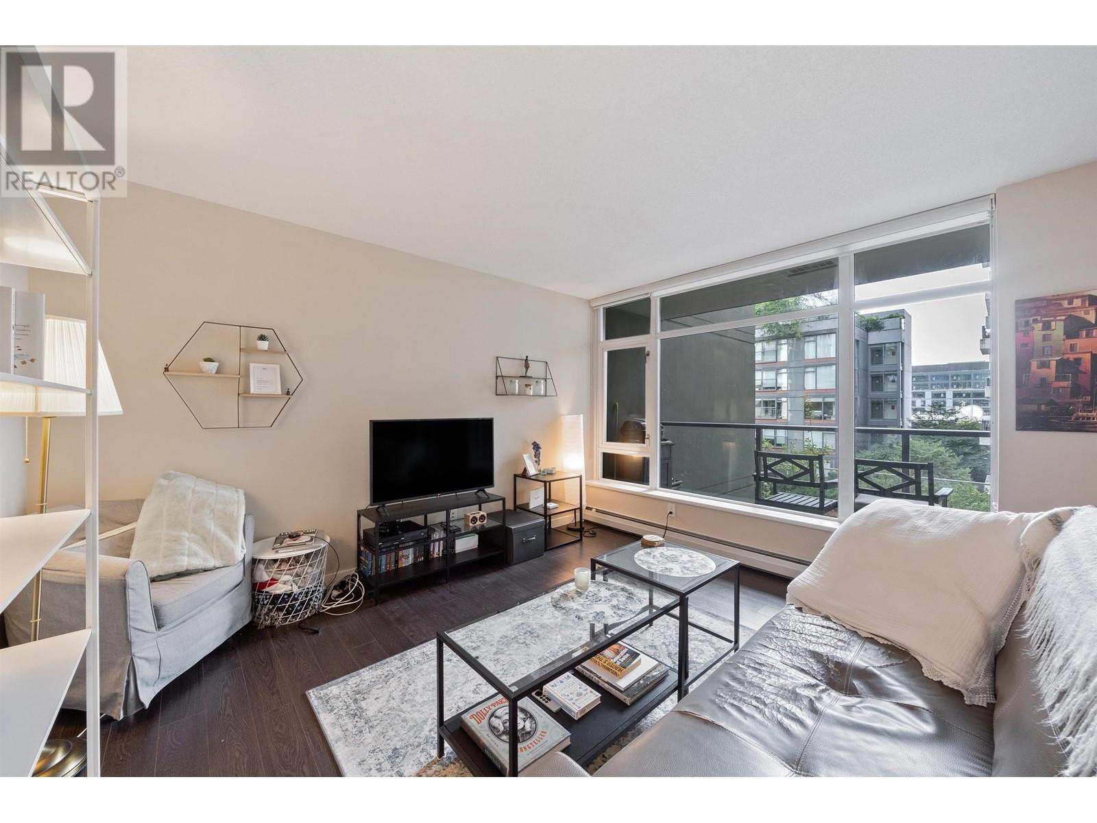415 1708 Columbia Street, Vancouver, British Columbia  V5Y 0H7 - Photo 2 - R2828934