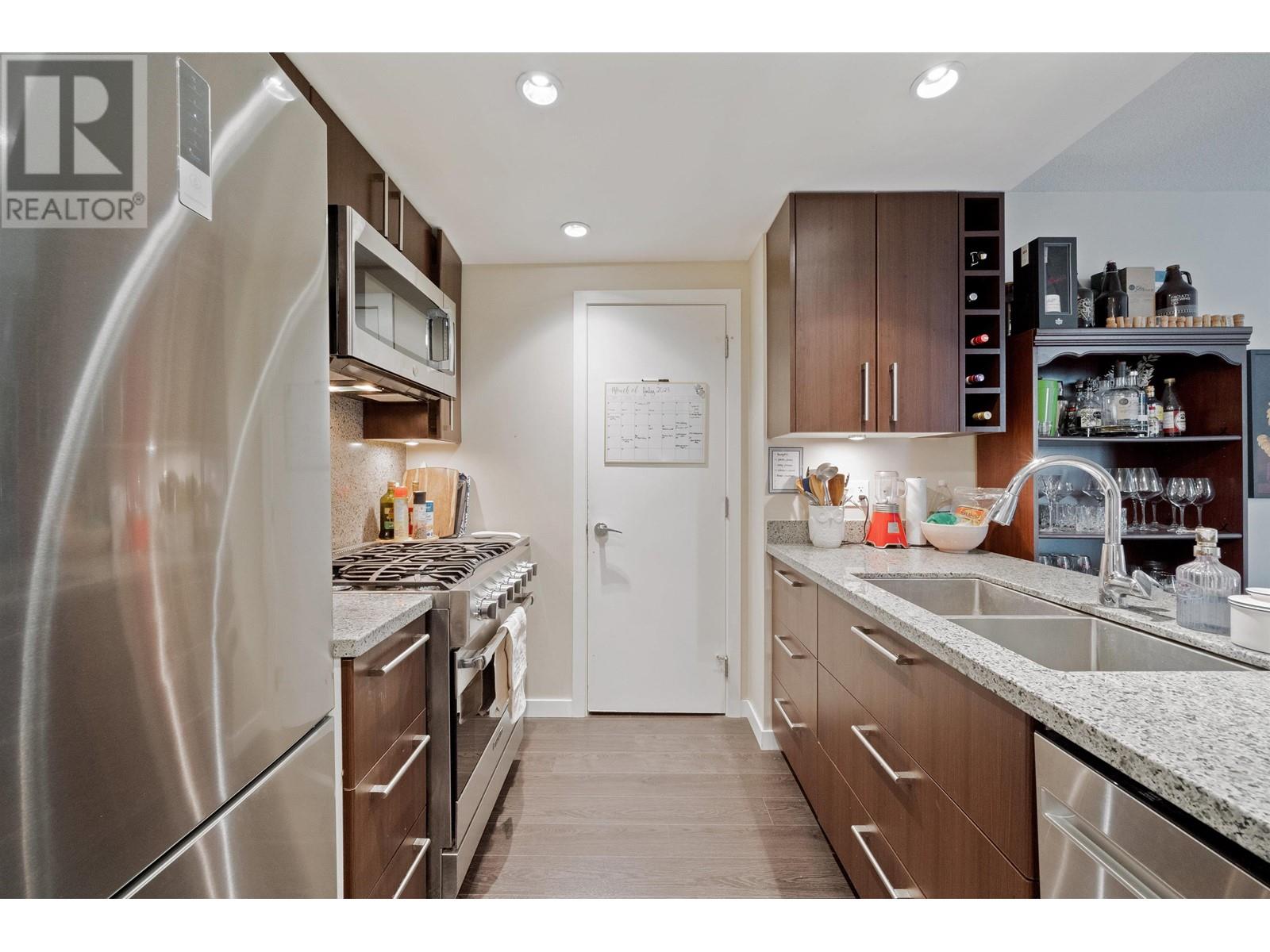 415 1708 Columbia Street, Vancouver, British Columbia  V5Y 0H7 - Photo 9 - R2828934