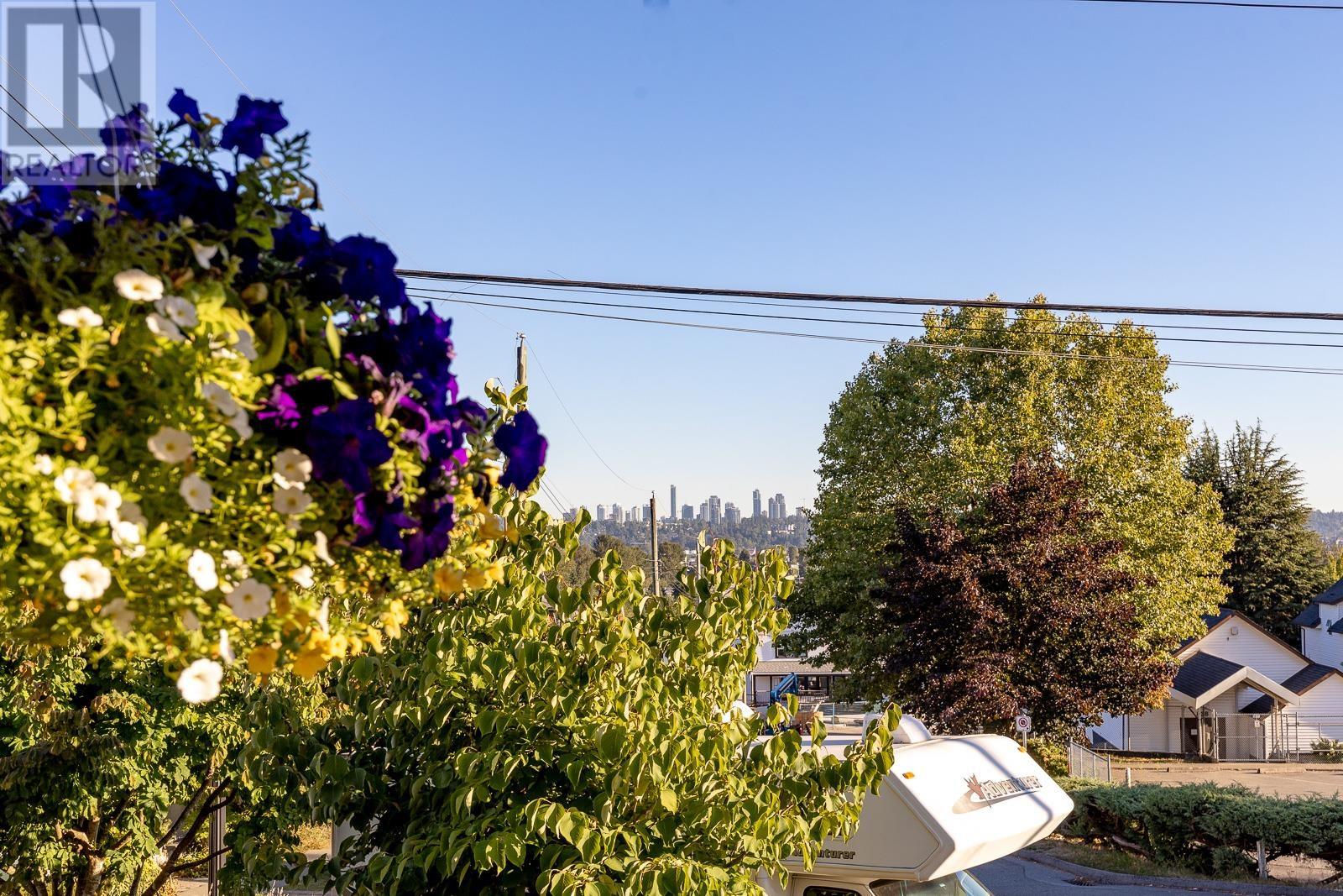 1303 Laval Square, Coquitlam, British Columbia  V3K 2E1 - Photo 3 - R2828922
