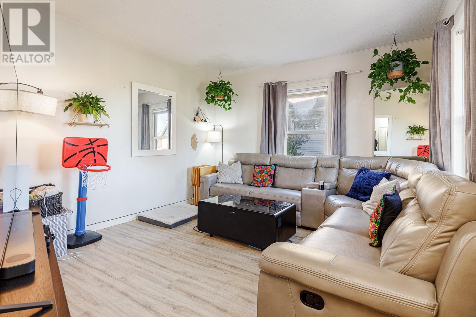 1303 Laval Square, Coquitlam, British Columbia  V3K 2E1 - Photo 7 - R2828922