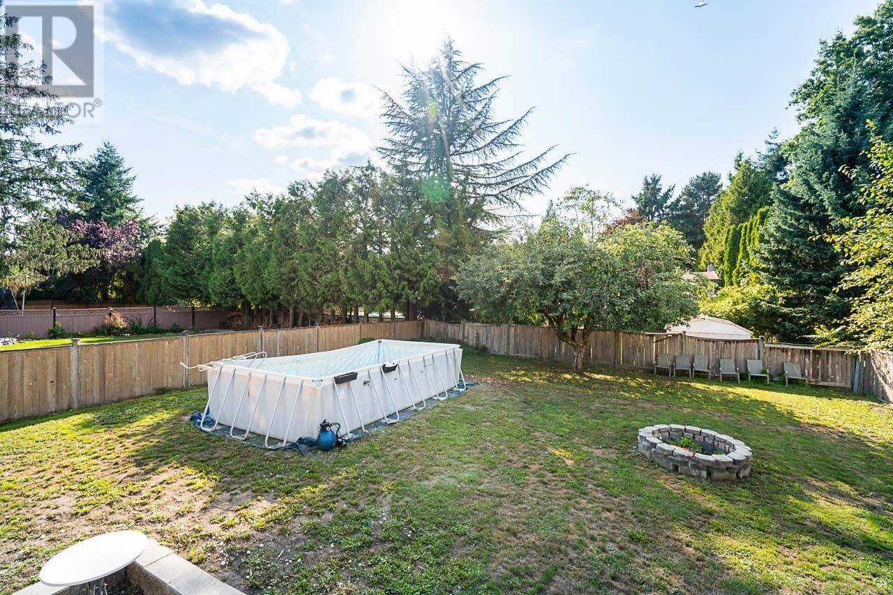 12155 Gee Street, Maple Ridge, British Columbia  V2X 7M7 - Photo 3 - R2828927