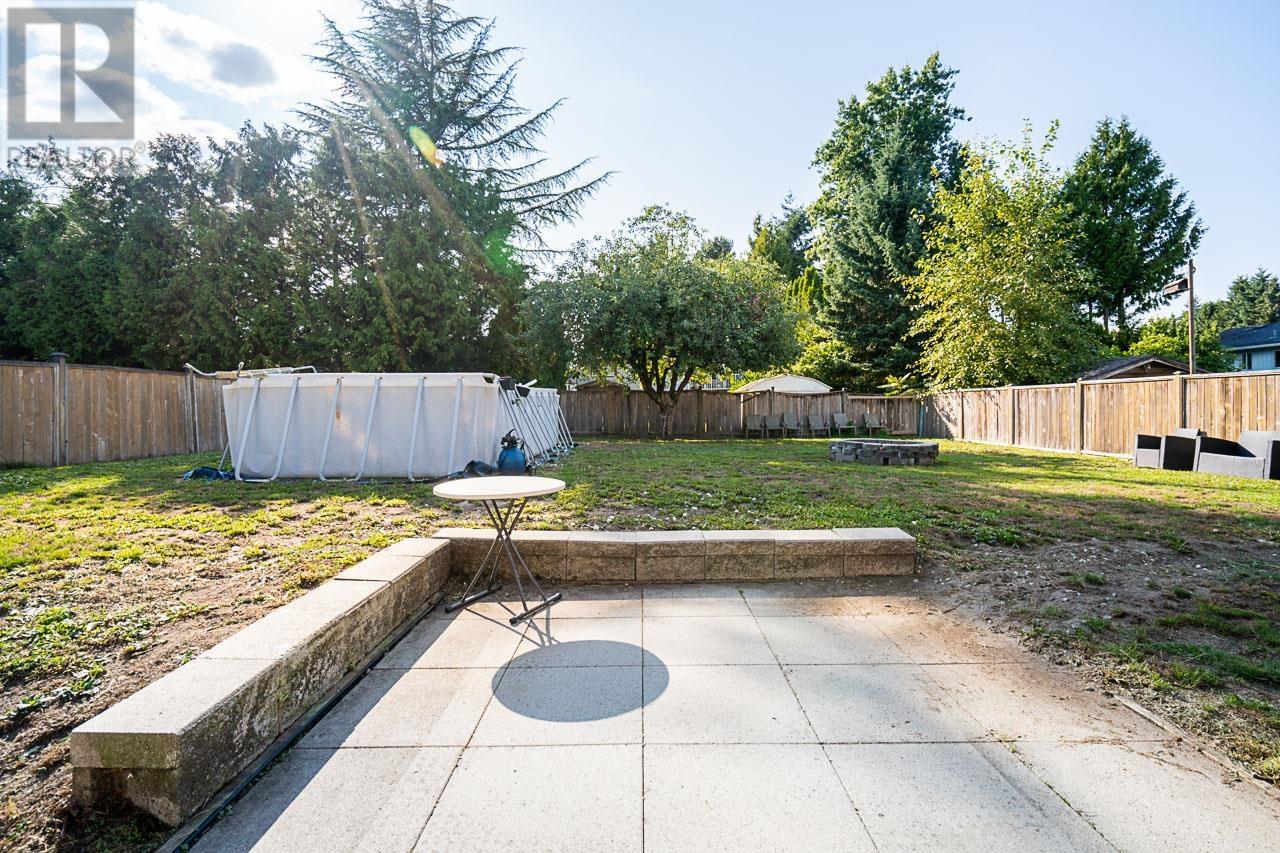 12155 Gee Street, Maple Ridge, British Columbia  V2X 7M7 - Photo 4 - R2828927
