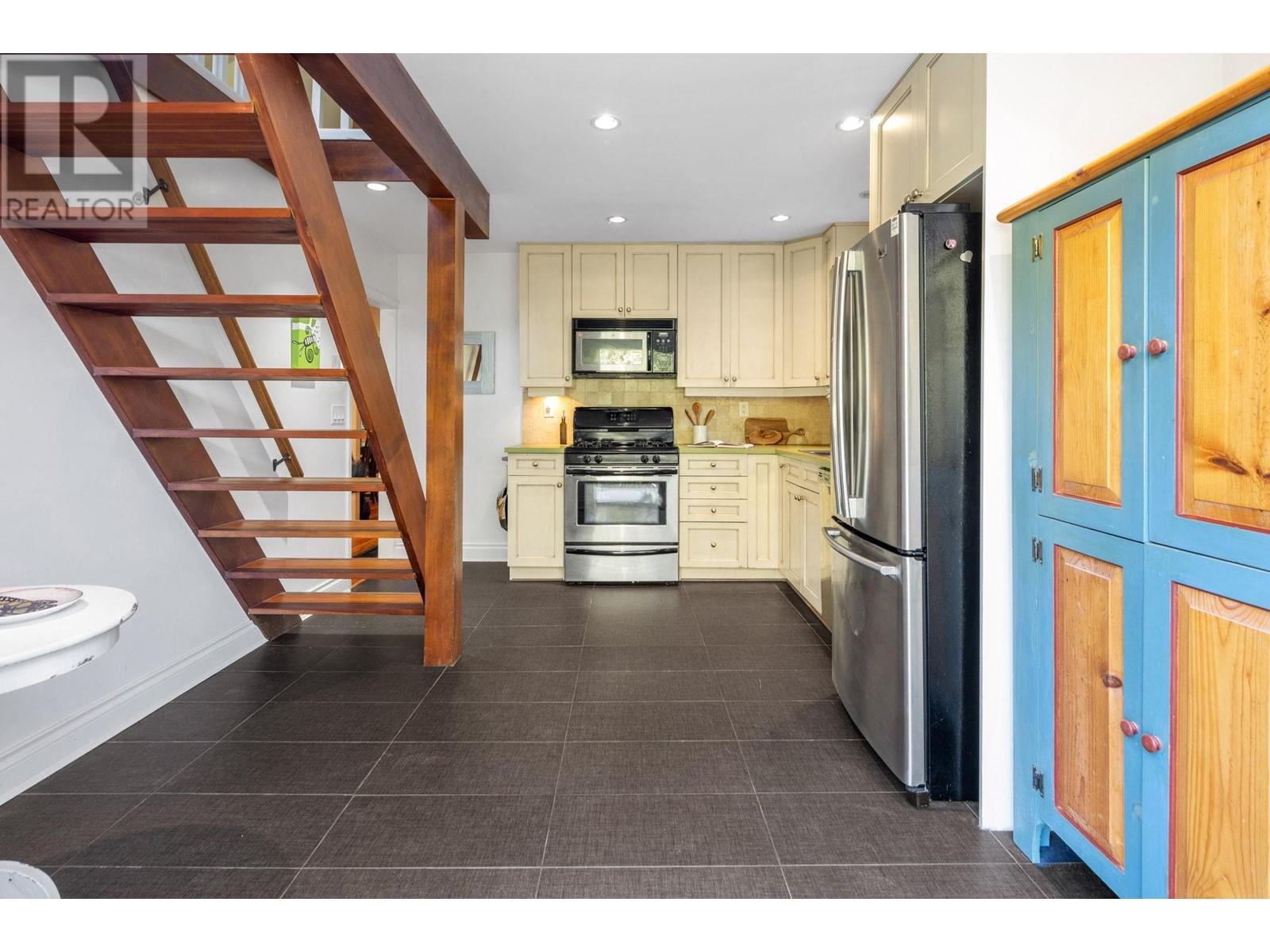 829 E 22nd Avenue, Vancouver, British Columbia  V5V 1V8 - Photo 16 - R2828940