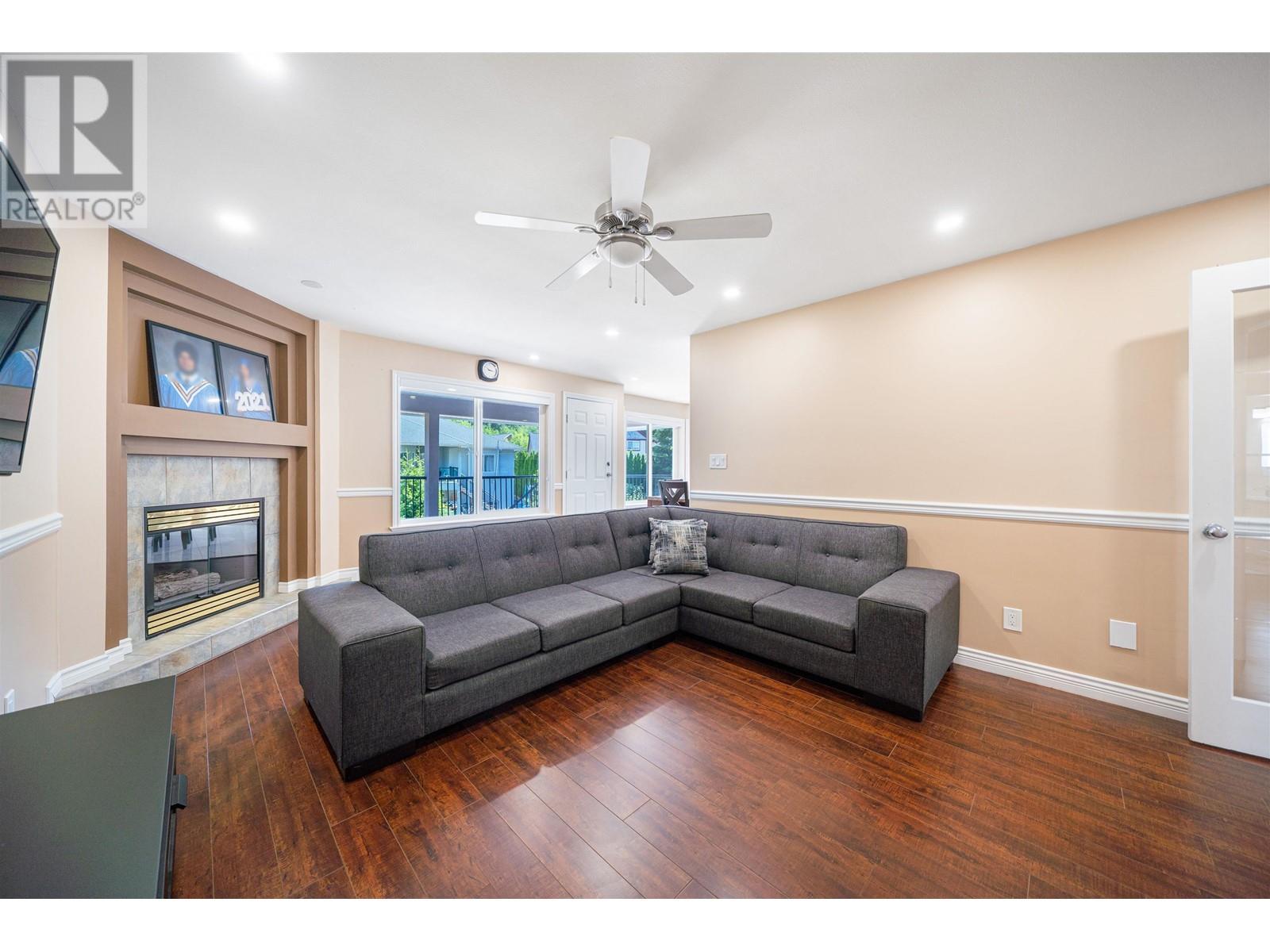 2015 Balsam Way, Squamish, British Columbia  V8B 0W1 - Photo 10 - R2828953