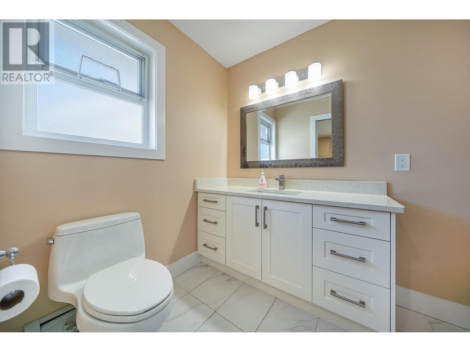 2015 Balsam Way, Squamish, British Columbia  V8B 0W1 - Photo 20 - R2828953