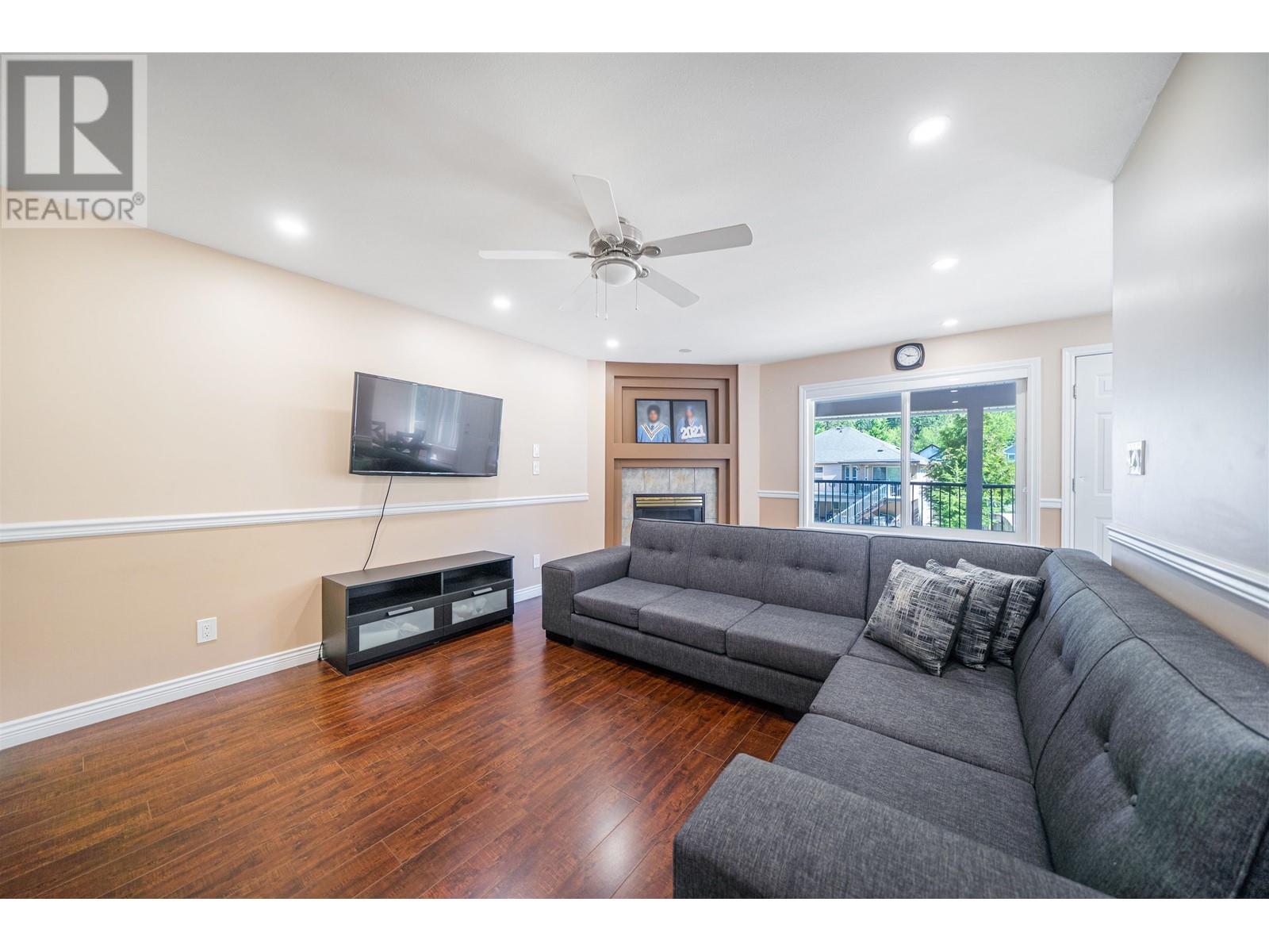 2015 Balsam Way, Squamish, British Columbia  V8B 0W1 - Photo 9 - R2828953