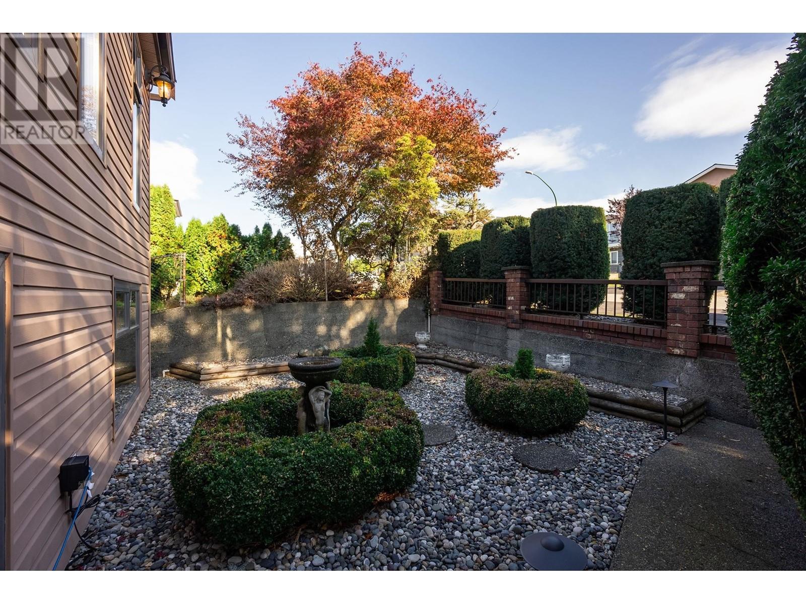 153 Glynde Avenue, Burnaby, British Columbia  V5B 3J3 - Photo 30 - R2828828