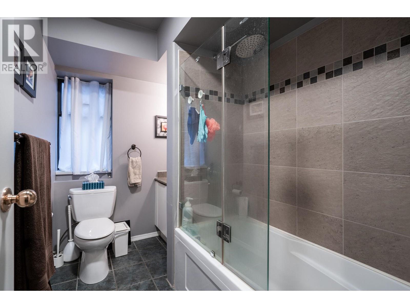 153 Glynde Avenue, Burnaby, British Columbia  V5B 3J3 - Photo 26 - R2828828