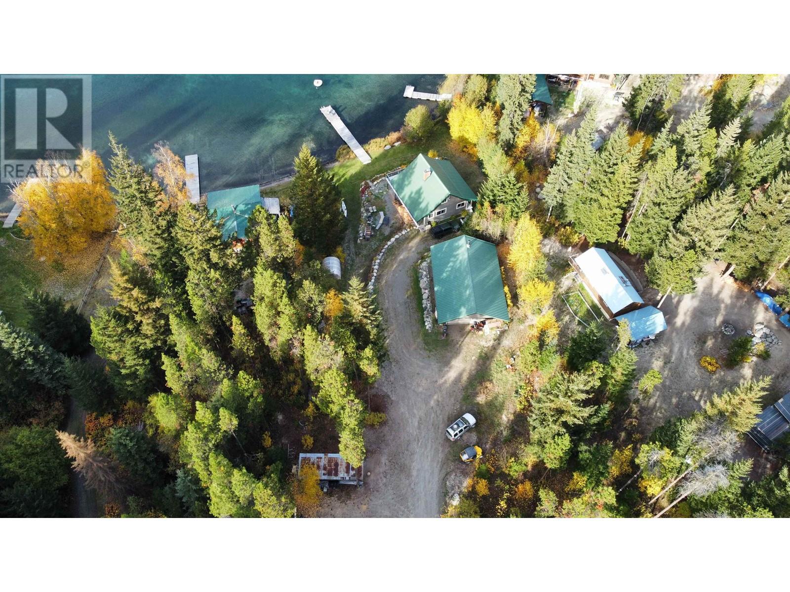 7068 Gun Lake West Road, Pemberton, British Columbia  V0K 1P0 - Photo 3 - R2828855